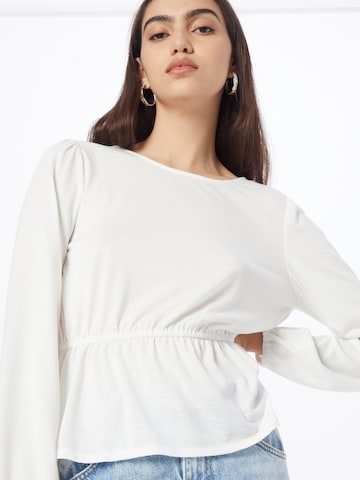 ABOUT YOU Shirt 'Elisabeth' in White