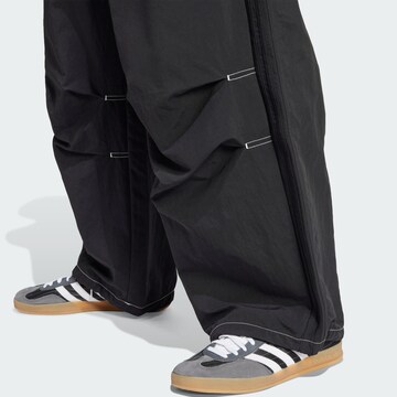 ADIDAS ORIGINALS Baggy Штаны в Черный