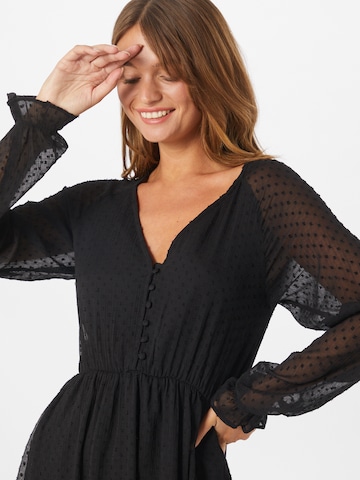 ABOUT YOU - Vestido 'Tia' em preto