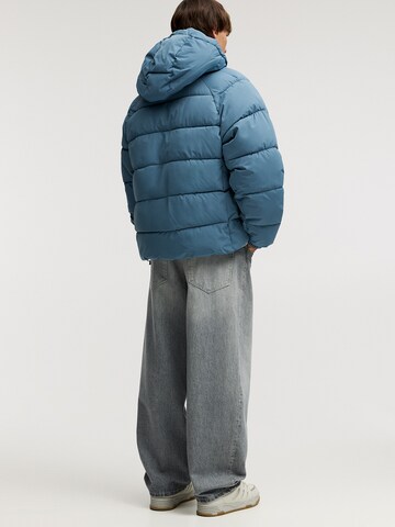 Pull&Bear Jacke in Blau