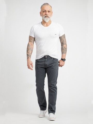 Rock Creek Regular Jeans in Grey