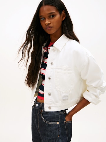 Veste mi-saison Tommy Jeans en blanc