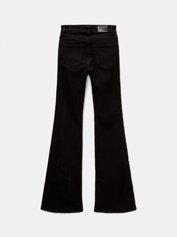 Pull&Bear Flared Jeans in Zwart