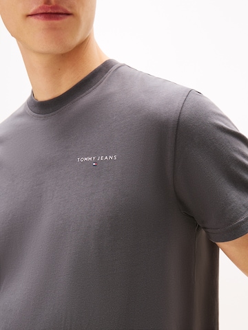 Tommy Jeans Shirt in Beige