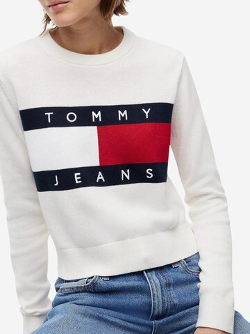 Pullover 'DW0DW22930' di Tommy Jeans in bianco