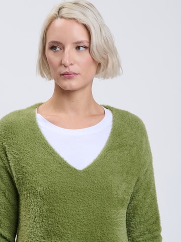 žalia Influencer Megztinis