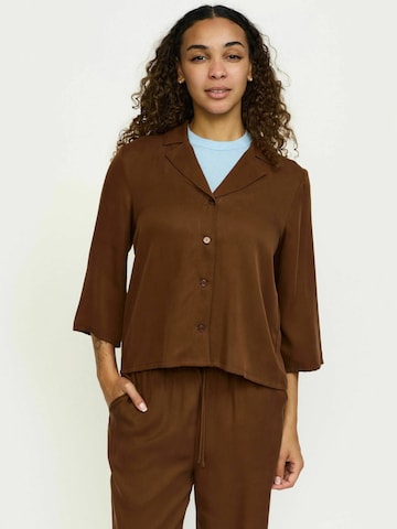 Soft Rebels Shirts ' SRUma ' i brun: forside