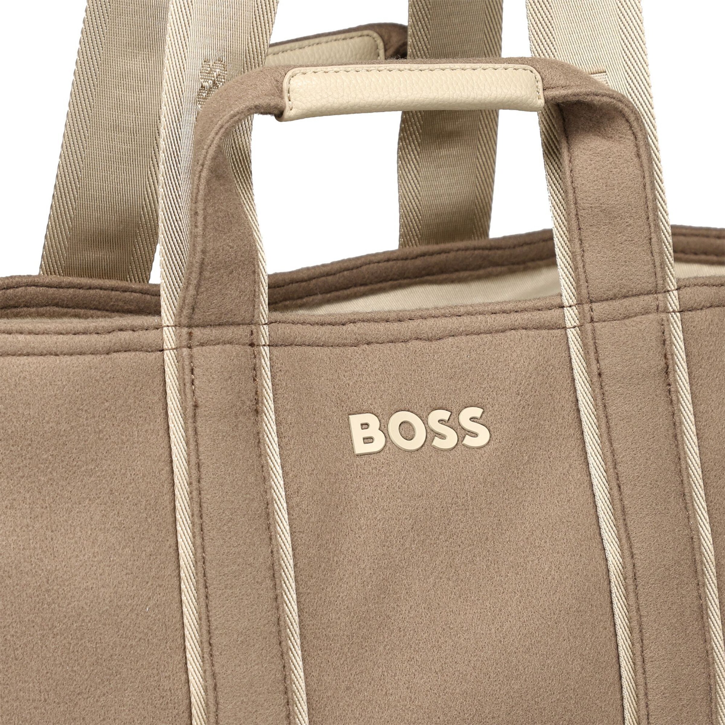BOSS Shopper in Bruin