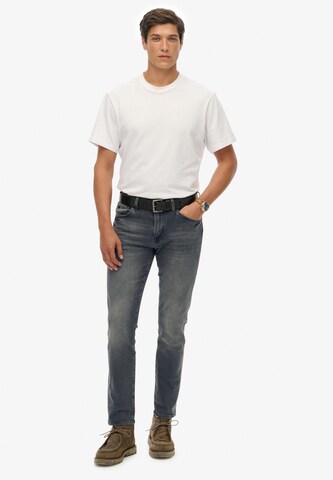 Coupe slim Jean Superdry en gris