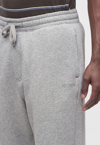 HOLLISTER - Ropa ancha Pantalón en gris