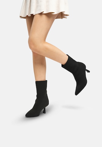 Salinyang Støvletter i sort