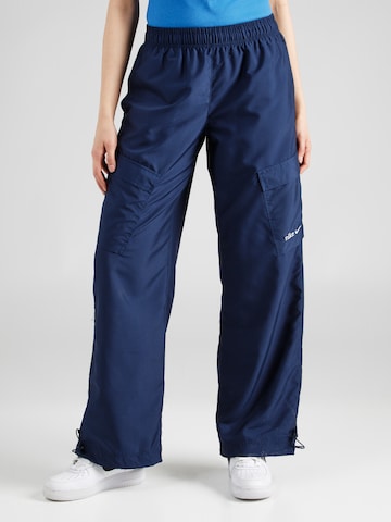 Regular Pantalon cargo Nike Sportswear en bleu : devant