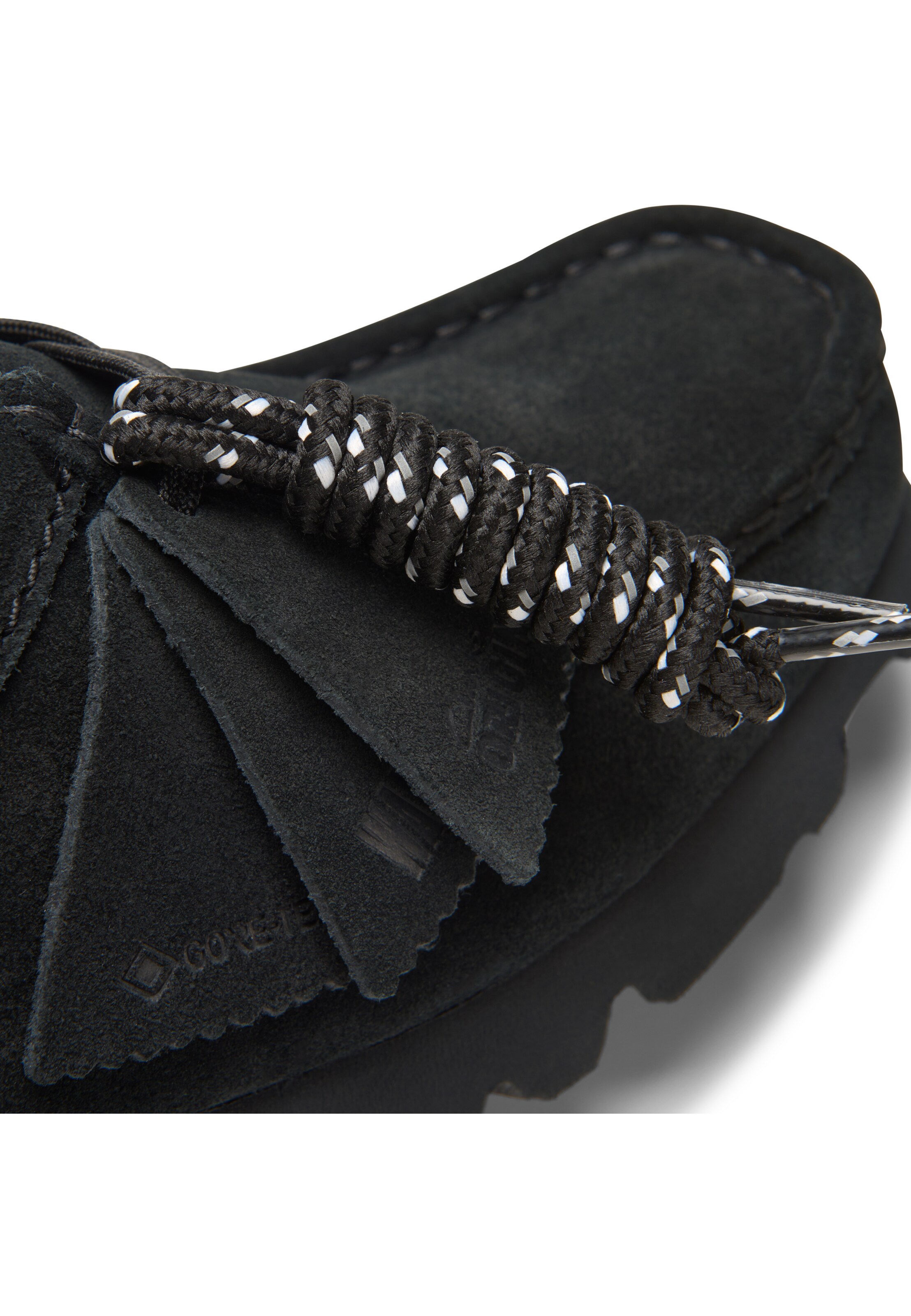 CLARKS Veterschoen 'Wallabee.GTX' in Zwart