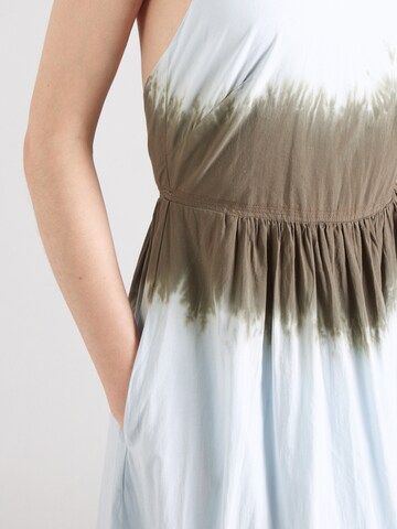 Abito estivo di DKNY in blu