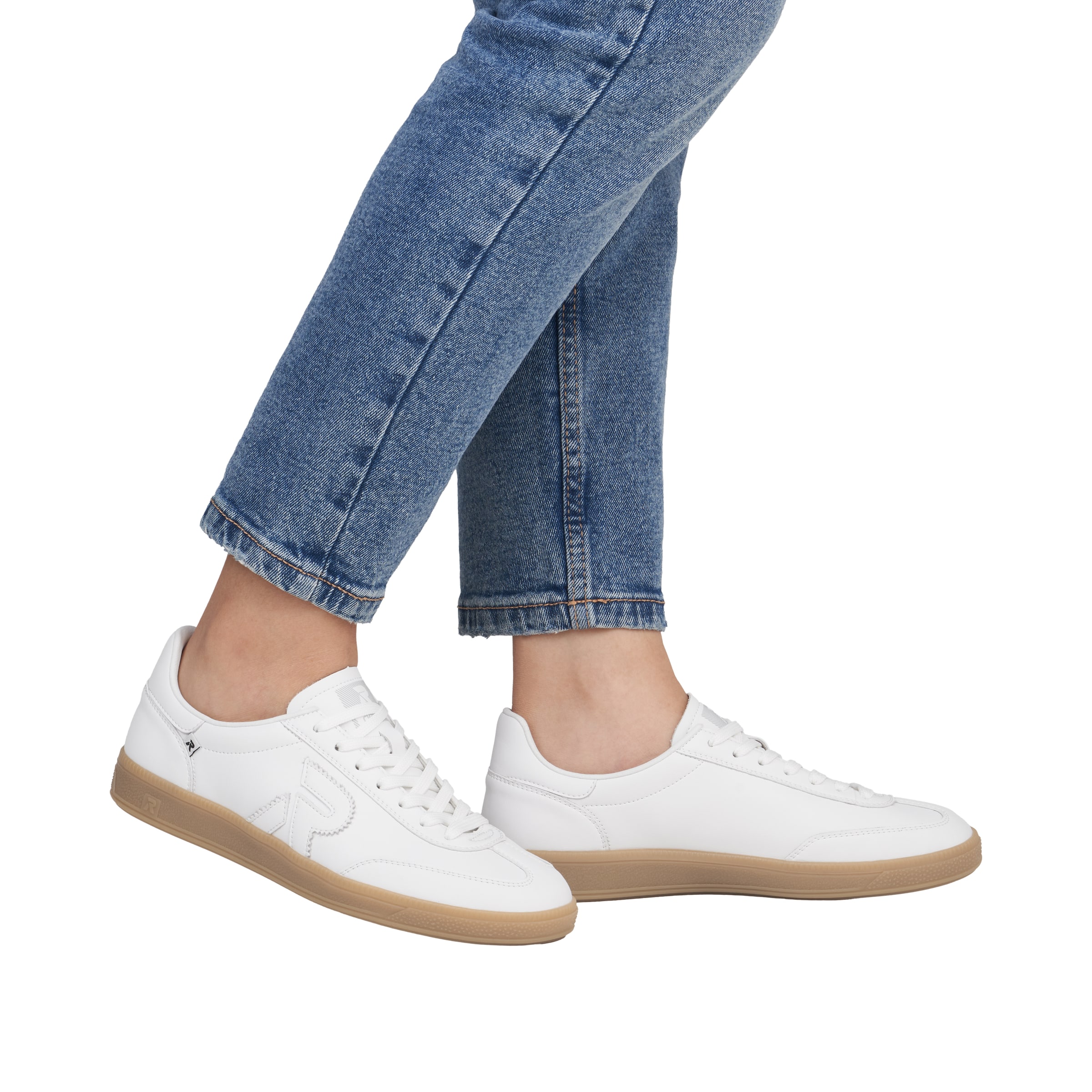 Rieker Sport Σνίκερ χαμηλό σε λευκό: μπροστά