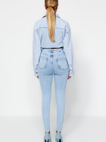 Trendyol Regular Jeans in Blau