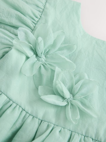 LAURA ASHLEY Платье в Зеленый