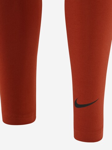 Nike Sportswear Skinny Leggings 'Club' in Orange