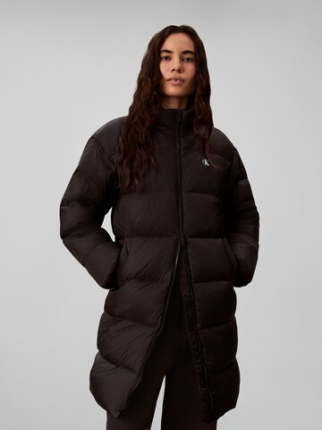 Calvin Klein Jeans Between-season jacket in Black: front