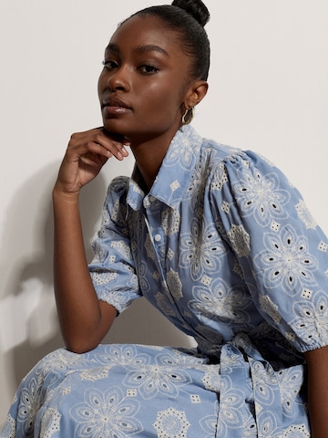 Robe ' ' Apricot en bleu