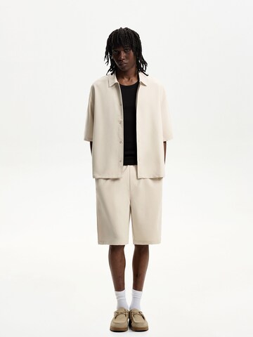 Loosefit Pantaloni di Bershka in beige: frontale