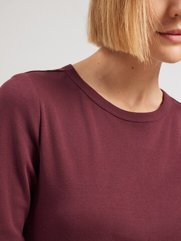 Tricou de la s.Oliver pe roșu
