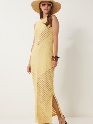 Abito in maglia di Happiness İstanbul in giallo