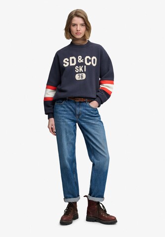Sweat-shirt 'Aspen Athletics Preppy Ski' Superdry & Co en bleu