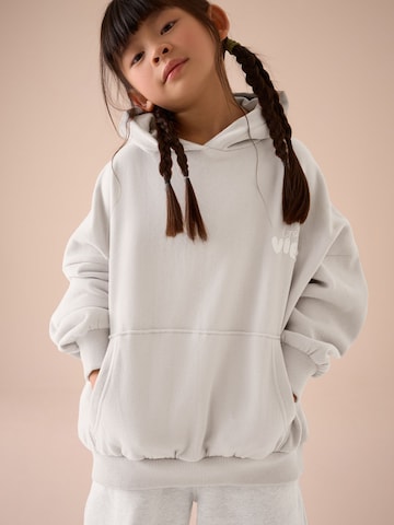 Next Sweatshirt i grå: framsida