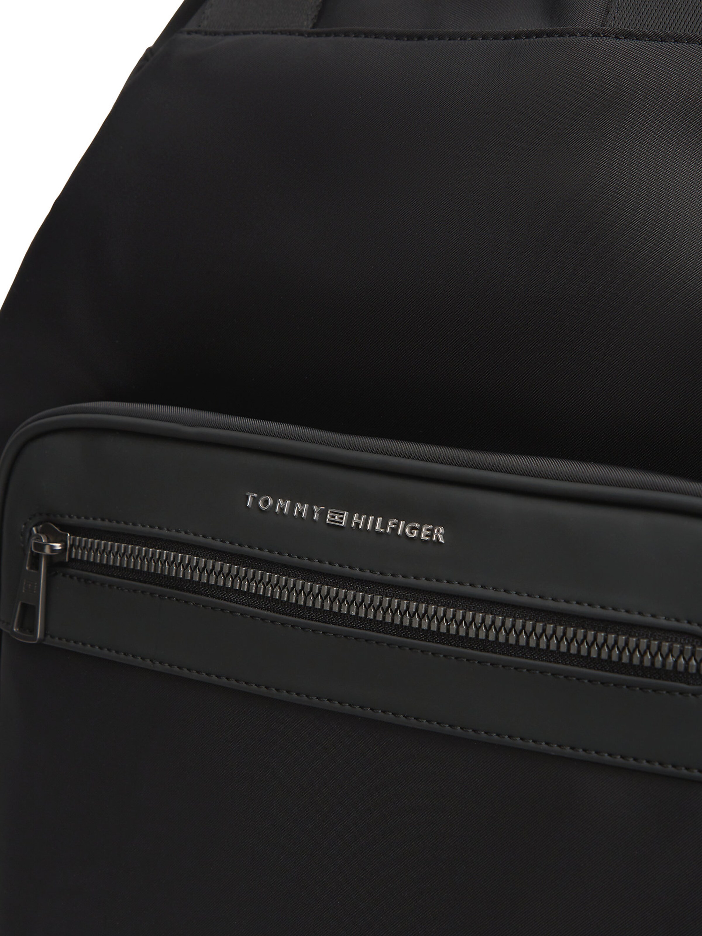 TOMMY HILFIGER Backpack in Black