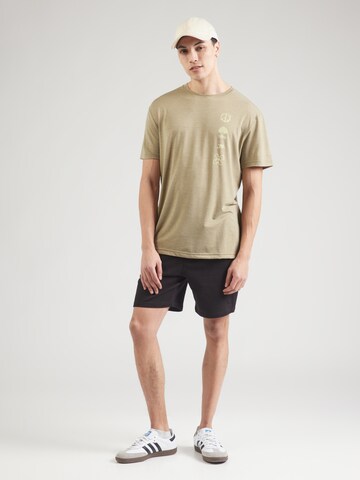 Maglia funzionale 'COASTAL RUN' di QUIKSILVER in beige