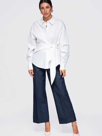 Ombre Blus i vit