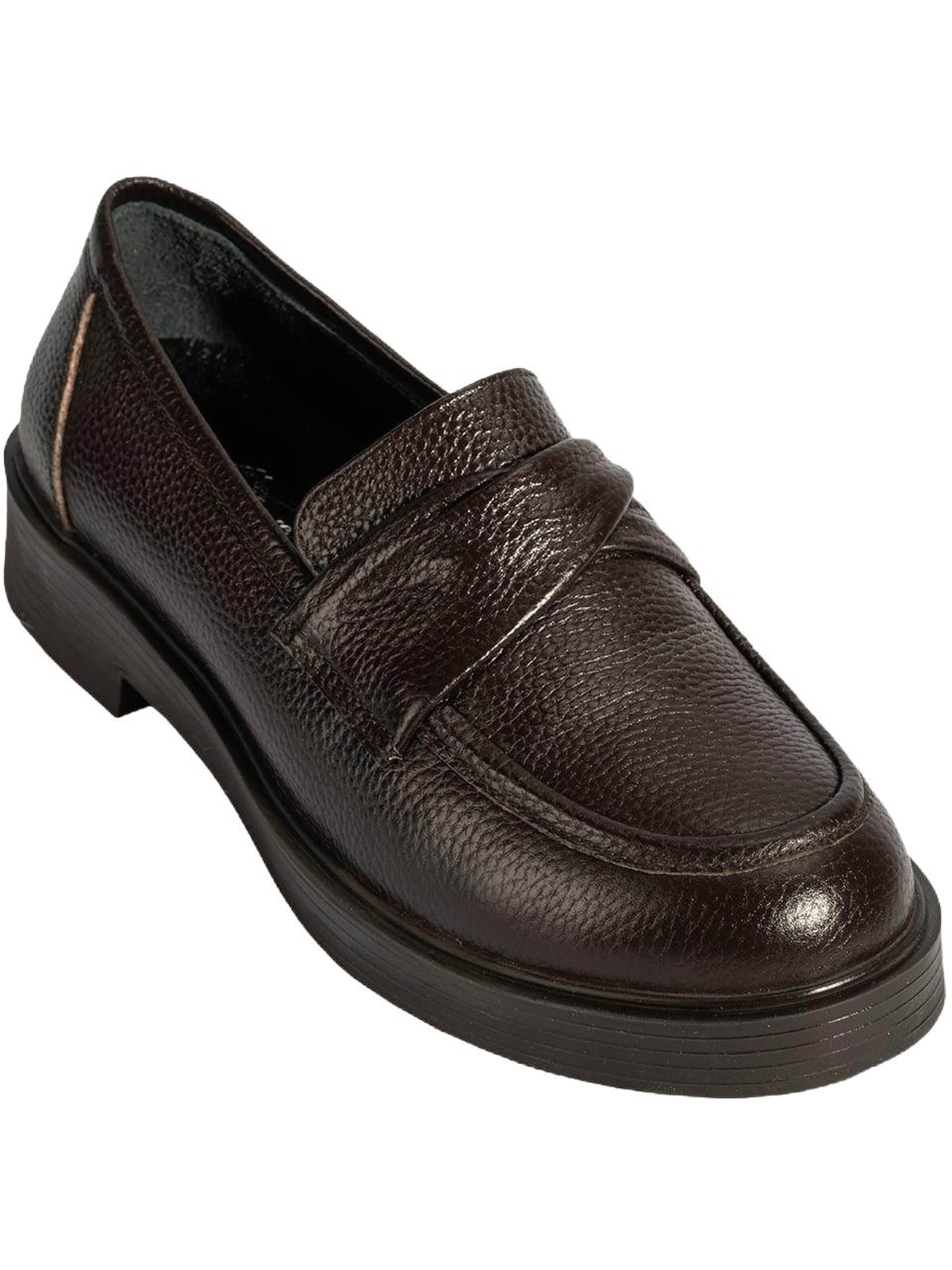Desa Instappers 'Loafer' in Bruin: voorkant