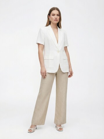 KAVAZI Блейзер в Белый