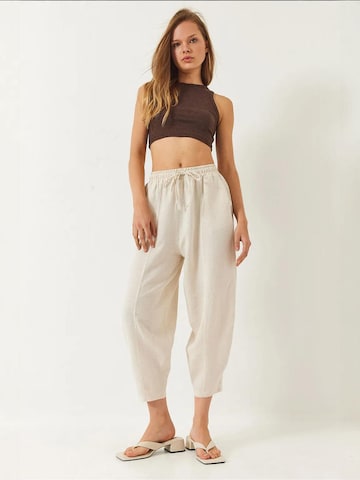 Wide leg Pantaloni di Bianco Lucci in beige