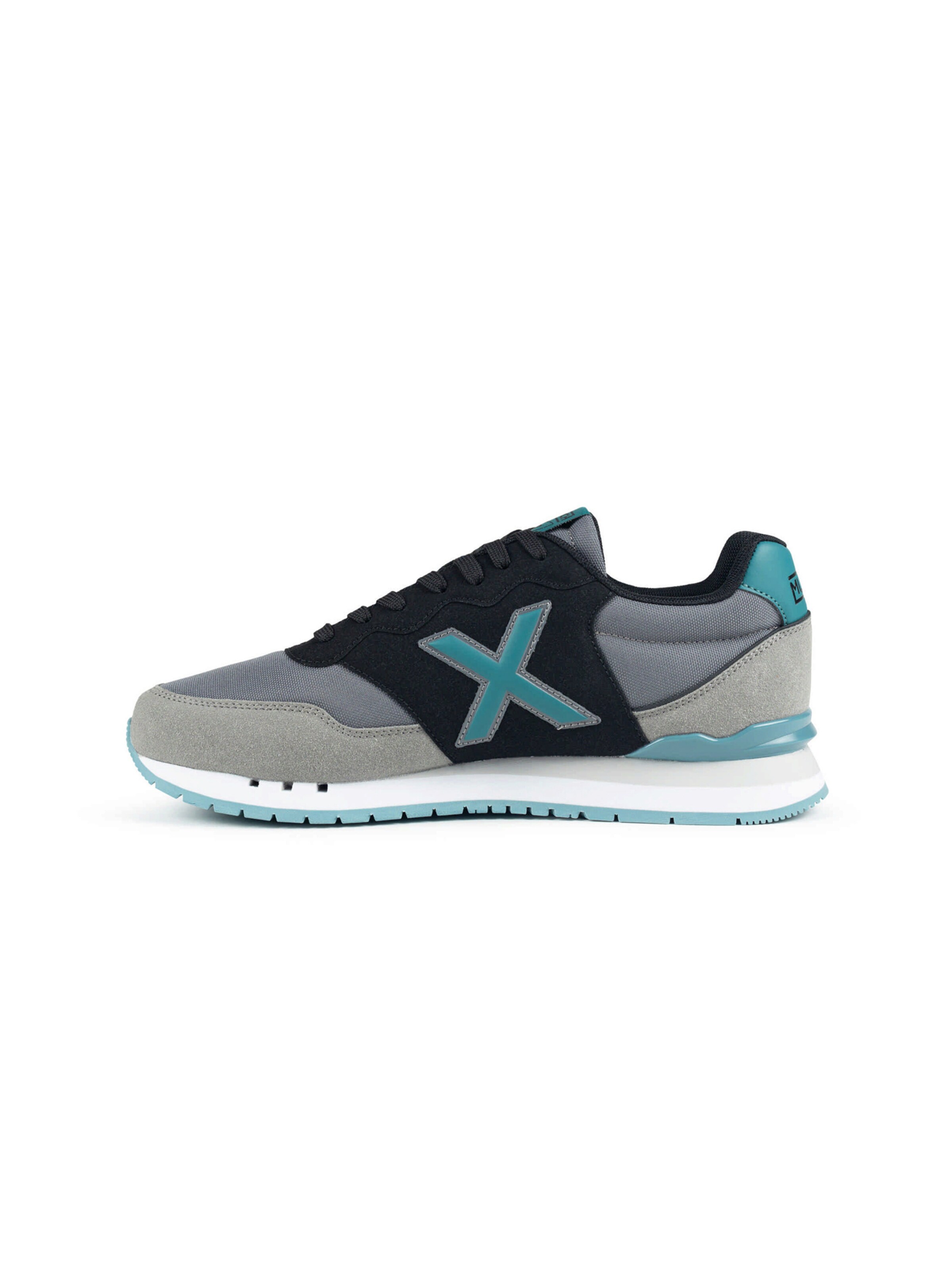 MUNICH Sneakers laag 'Dash 2.0' in Zwart: voorkant