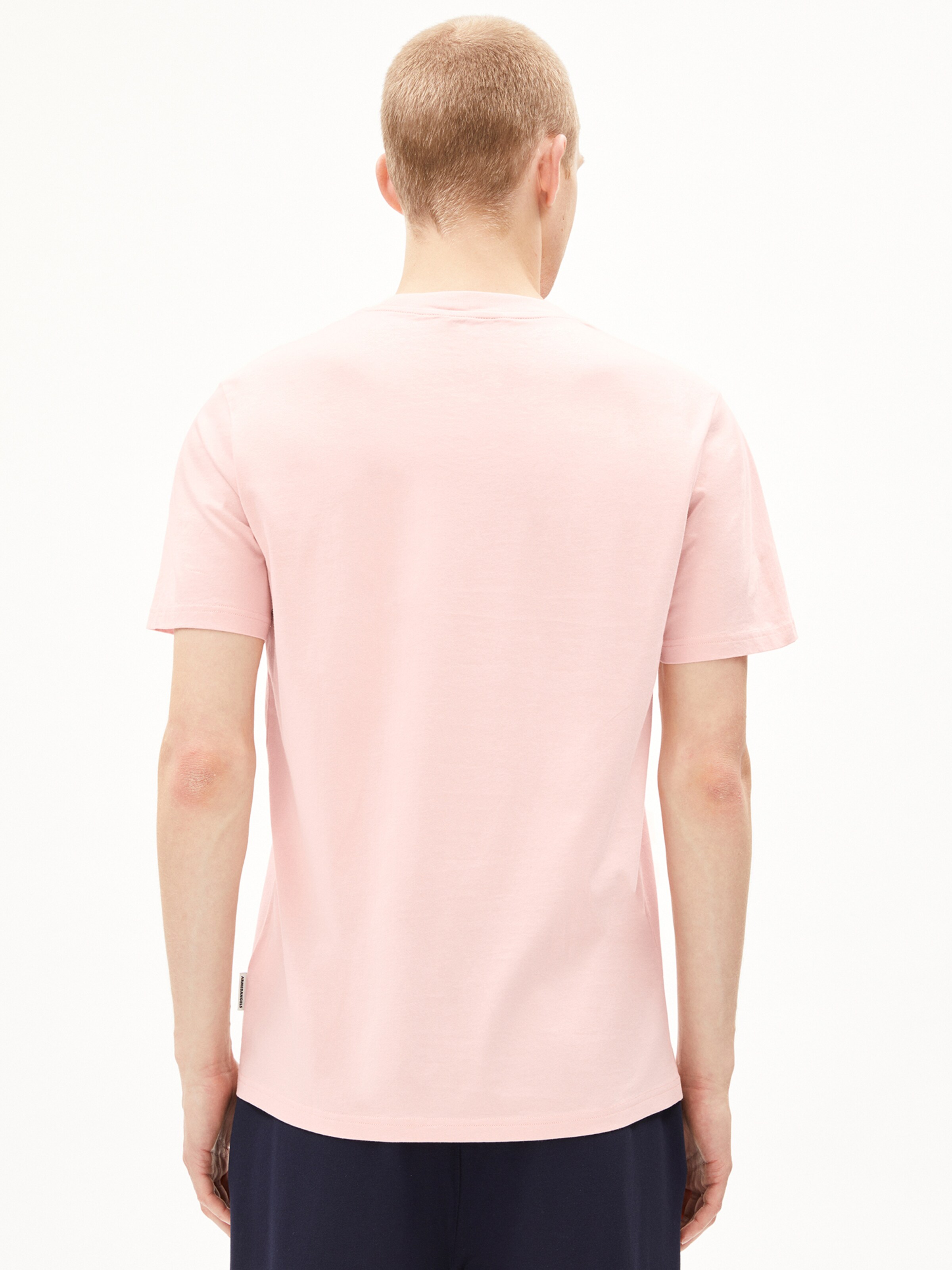 ARMEDANGELS Regular Fit T-Shirt ' JAAMES ' in Pink