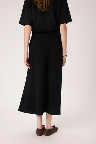 SOAKED IN LUXURY Skirt 'Marigold' in Black