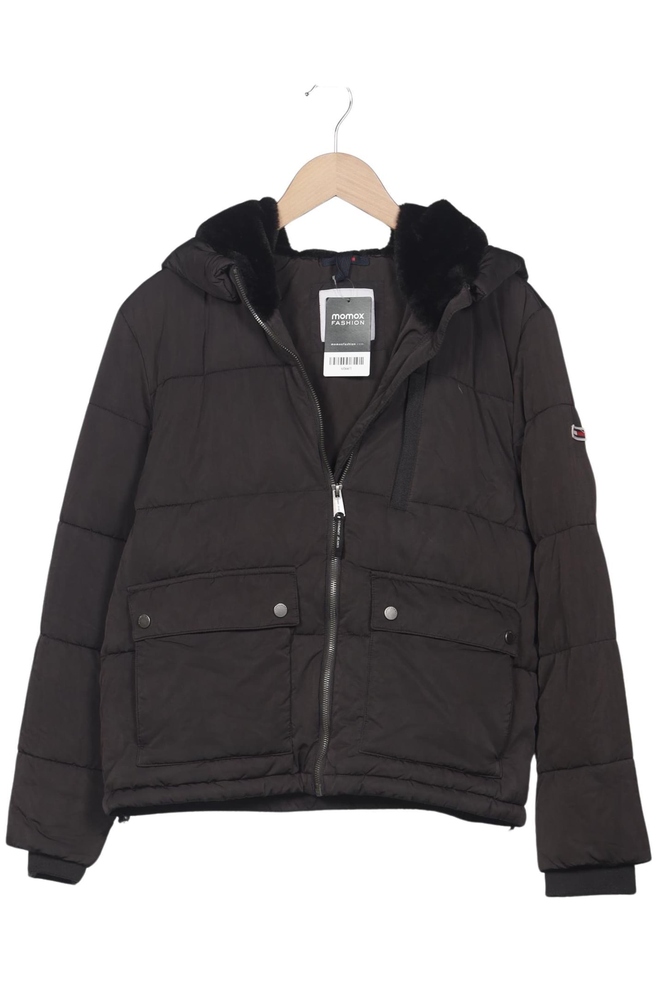Tommy Jeans Jacke M in Schwarz: Vorderseite