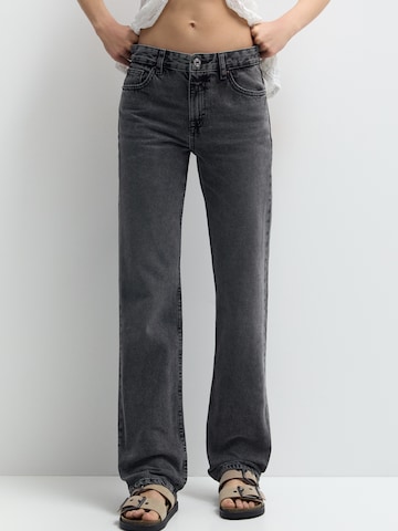 Pull&Bear Loosefit Jeans in Zwart: voorkant