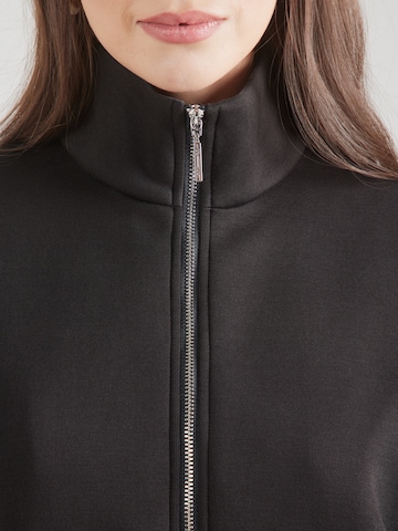 MM by Max Mara Jopa na zadrgo 'VOLUME' | črna barva