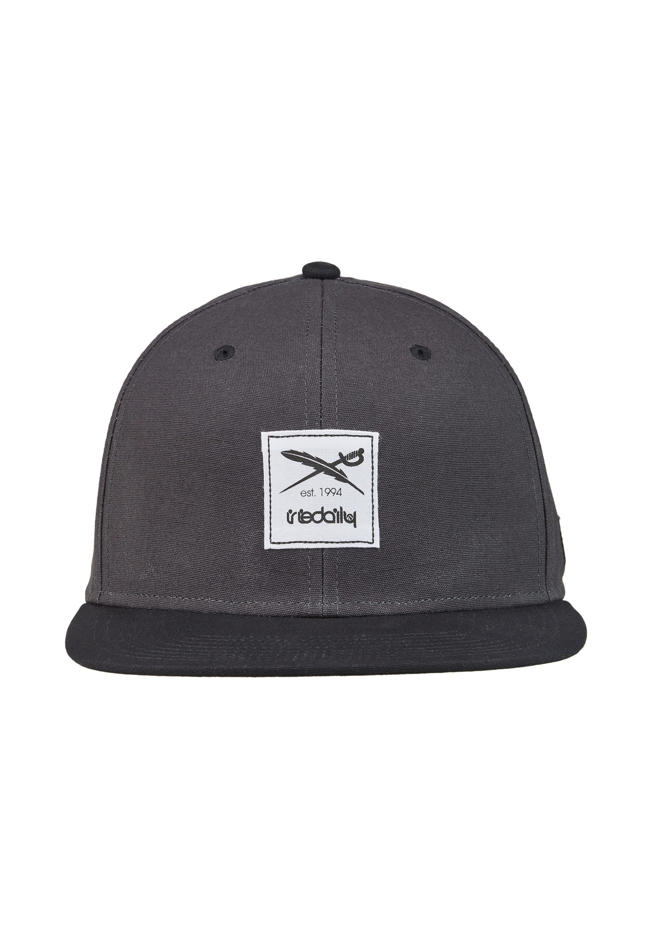 Iriedaily Cap 'Daily Contra' in Grey
