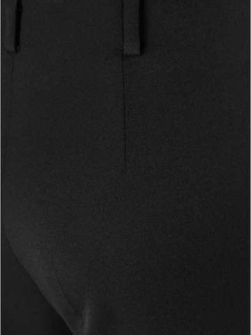 MORE & MORE - Perna larga Calças com vincos em preto