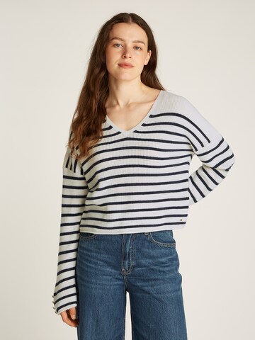 Pull-over TOMMY HILFIGER en blanc : devant