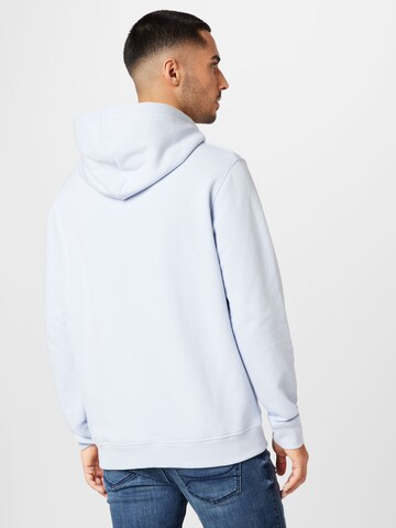 Sweat-shirt 'Paaro' ARMEDANGELS en bleu