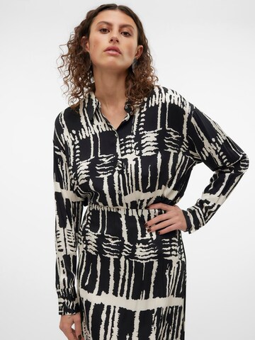 Camicia da donna 'VMCINDY CLEO' di VERO MODA in nero