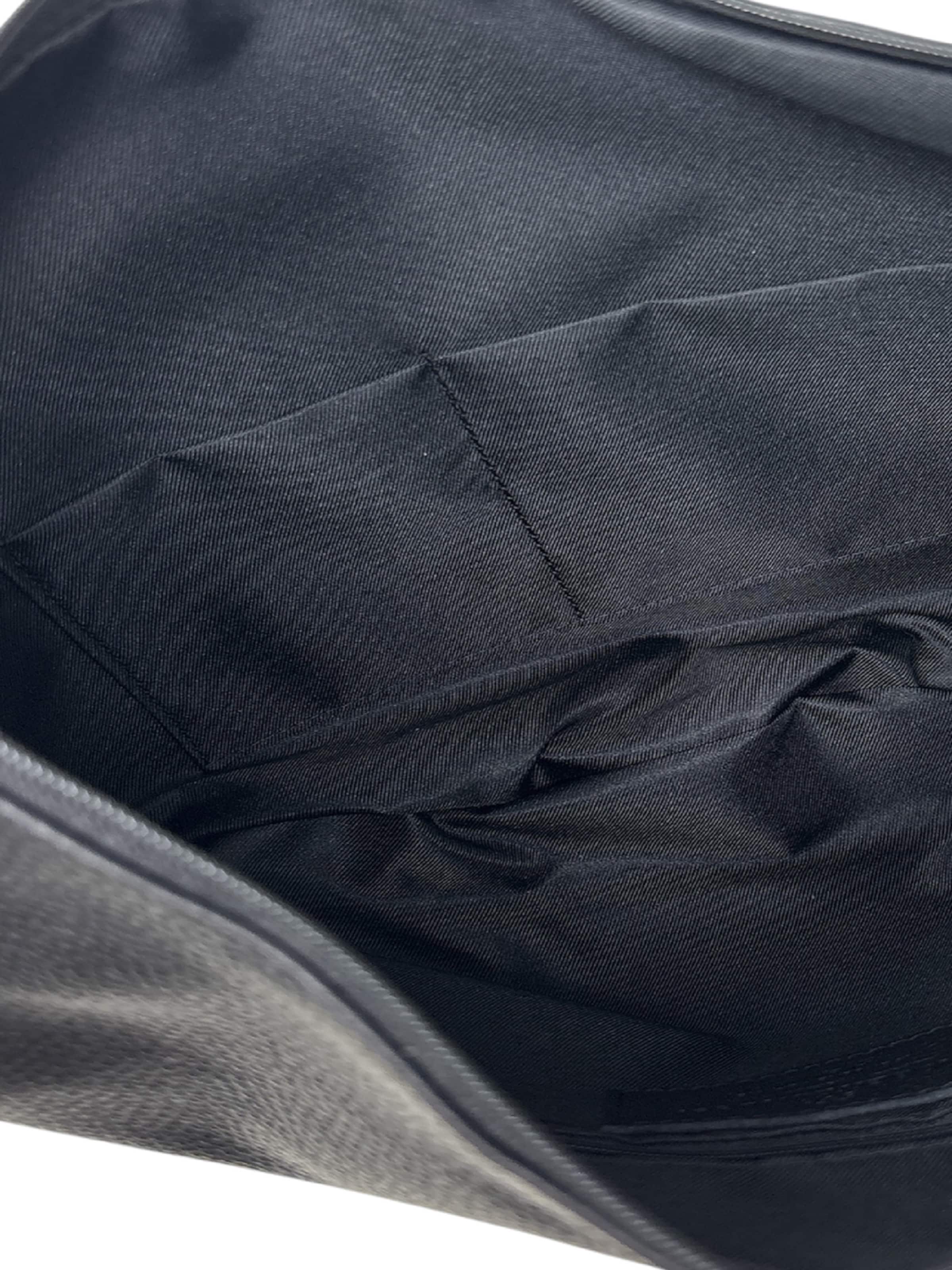 Sac bandoulière CHICCA BORSE en noir