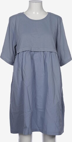 Beaumont Dress in M in Blue: front