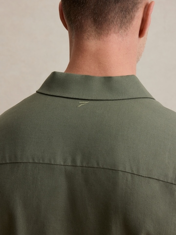 DAN FOX APPAREL Regular fit Риза 'Leonard' в зелено