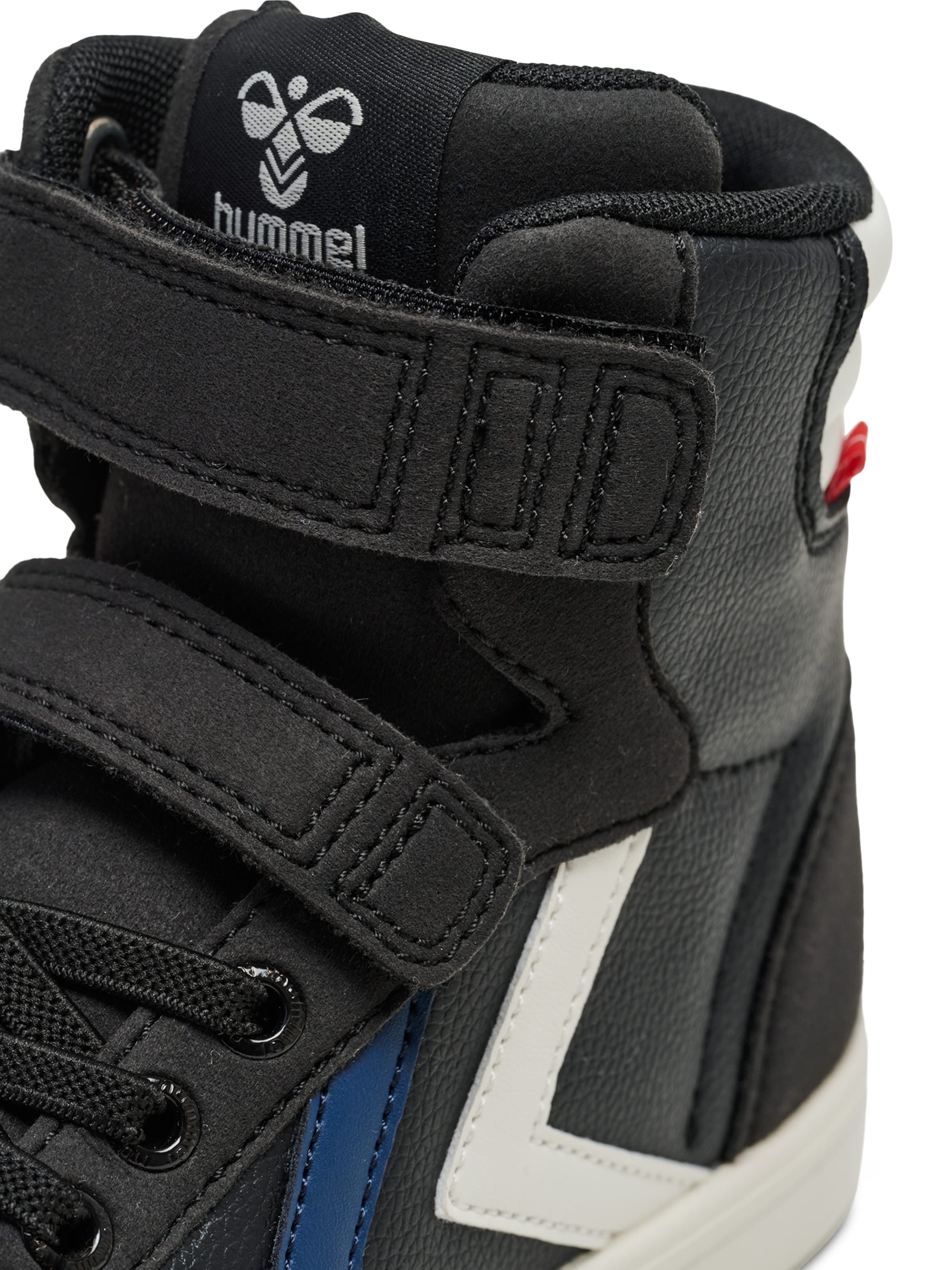 Sneaker 'Slimmer Stadil' de la Hummel pe negru